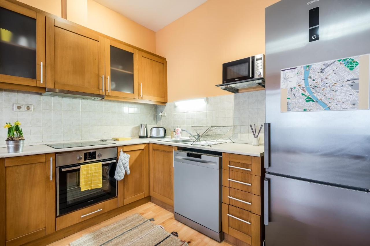 Central Premier Apartment Budapest Exterior photo